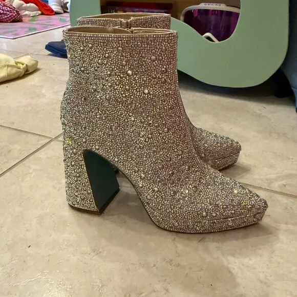 Betsey Johnson Della size 8 glitter gem rhinestone Glamorous boots - Picture 8 of 8
